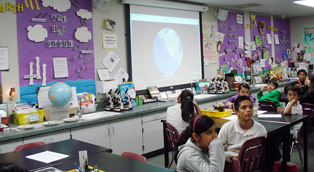 Fenton-Charter-School-12-03-09-7.jpg