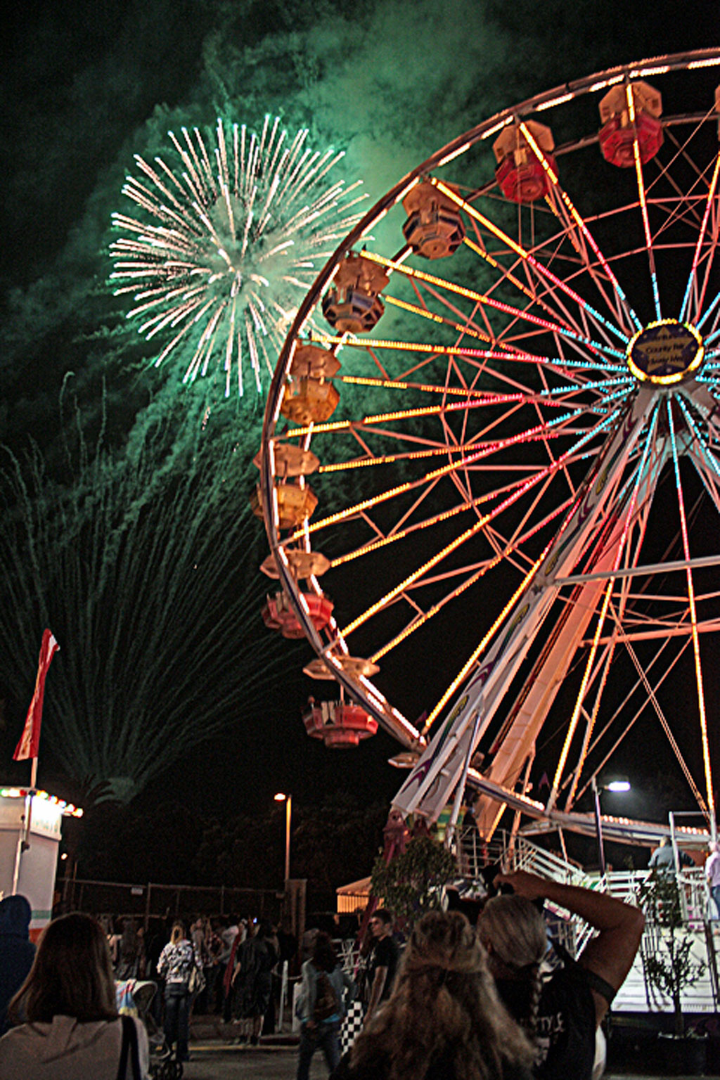 Ventura-County-Fair-06-Big_Wheel__Fireworks.jpg