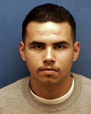 Moten, 19 of Santa Paula, a documented gang member known as “Napps” and “Clumsy,” is wanted for allegedly gunning down Joseph Arellano, 24, on June 28 outside a home in the 200 block of North 6th Street.