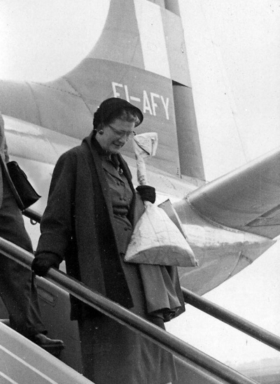 Edith Moore Jarrett disembarking in Dublin, September 1956.