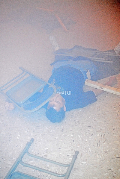 The Fillmore Volunteer Fire Department put on its much anticipated emergency response practice at the El Dorado Mobile Home club house, Saturday. Fireman Patrick Maynard was largely responsible for organizing the event, with many others assisting. The story will be posted next week where full credit will be given to the many who participated in the important event.
The exercise focused on a triage system for quickly determining the extent of injuries. All