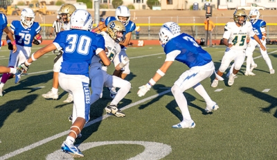 Above is the Flashes JV game against Dos Pueblos, JV won 6-14. Flashes JV is 6-3 overall and 3-1 in league. Flashes will play Santa Paula on Thursday, October 30th, at Ventura High School. JV begins at 4pm, Varsity 7pm.