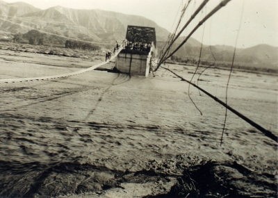 1938 Damage to the Bardsdale bridge.