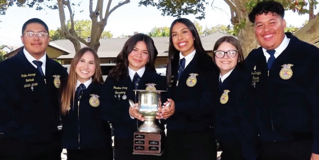 On Saturday, October 12th, the Fillmore FFA chapter was honored as the 2025 Ventura Section Chapter of the Year, recognizing its outstanding leadership, agricultural education initiatives, and service to the community. This award highlights the chapter’s excellence in sustaining meaningful programs, promoting student growth, and strengthening partnerships across Ventura County. Photos courtesy https://www.blog.fillmoreusd.org/fillmore-unified-school-district-blog/jlxewwwgweglkgwlts9alwppfcm6gg.