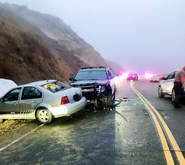On Friday, February 7th, at 5:46 a.m., a Ventura County Sheriff’s Police Unit was involved in a traffic collision on Grimes Canyon Road (SR 23). According to CHP, the car that hit the sheriff’s unit was traveling too fast in the fog and on wet roads, lost control, spun out, and crashed with the sheriff’s unit, causing minor injuries to the deputy. For at least an hour, traffic alternated through only one lane. Photo credit X:MoorparkCHP.