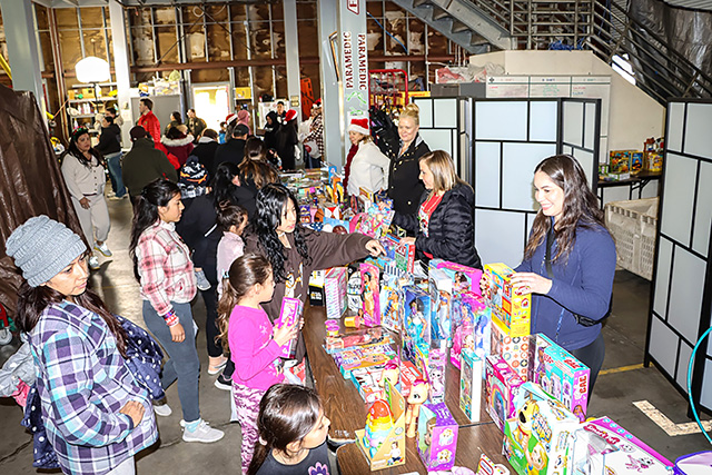Last week the Fillmore Fire Department kicked off their annual Holiday Toy Drive. As part of the Toy Drive, on Sunday, December 7, the Fillmore Fire Foundation will be holding the annual BBQ Chicken Dinner Fundraiser to collect donations for their Community Holiday Giveaway event which will take place December 13. See page 10 for more details on the Holiday Giveaway. Above, last year’s giveaway. Photo credit Angel Esquivel.