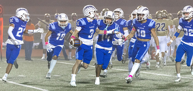 On Friday, October 24th, Fillmore Flashes defeated Dos Pueblos High School advancing them to playoffs. This week the Flashes take on long-time rival Santa Paula for the 115th meeting. This year the game will be played on Thursday, October 30th, at Larabee Stadium (Ventura High School), with JV kicking off at 4:00 PM and Varsity at 7:00 PM. Photo credit Crystal Gurrola.