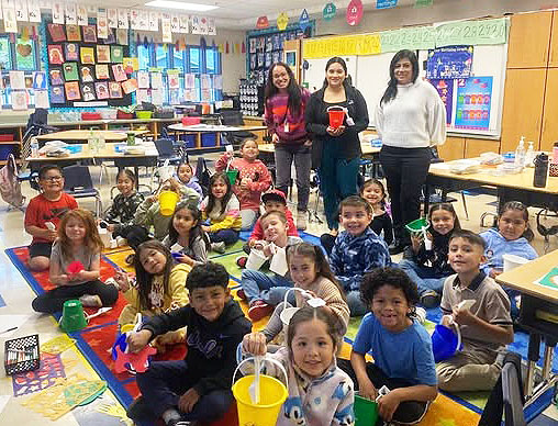 Mountain Vista Elementary Principal Christine McDaniels said, “Thank you Bank of Sierra for donating pails to our preschoolers, Transitional Kindergarten, and Kindergarten students! Courtesy https://www.facebook.com/504261341700301/posts/1218231163636645.
