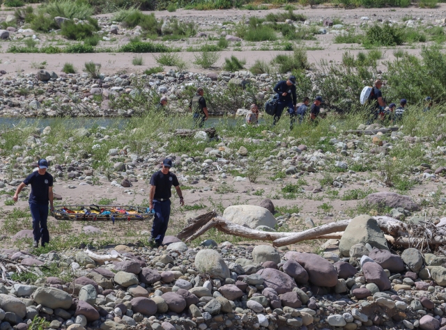 On Wednesday, May 8th, at approximately 2:15pm, deputies were dispatched to the Sespe Creek area just north of Old Telegraph Road with a reported unresponsive male subject who had possibly drowned in the creek. Deputies arrived and began CPR on the subject until they were relieved by paramedics from the Ventura County Fire Department. Despite life-saving efforts, the 36-year-old Fillmore resident was pronounced deceased at the scene. There was nothing suspicious noted at the scene and the cause of death is pending an autopsy by the Ventura County Medical Examiner’s office. Photo credit Angel Esquivel-Firephoto_91.