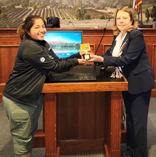 At Tuesday night’s City Council meeting the City of Fillmore revealed the winner of this year’s 2024 Trunk of Treat People’s Choice Award. On October 31st, over 20 participants filled Central Avenue with spooky and creative and fun trunks to hand out candy to trick or treaters, as well as voting on their favorite trunk, which was Second Wave Therapy. Receiving the award on their behalf is Melissa Hernandez, left, with Mayor Carrie Broggie.