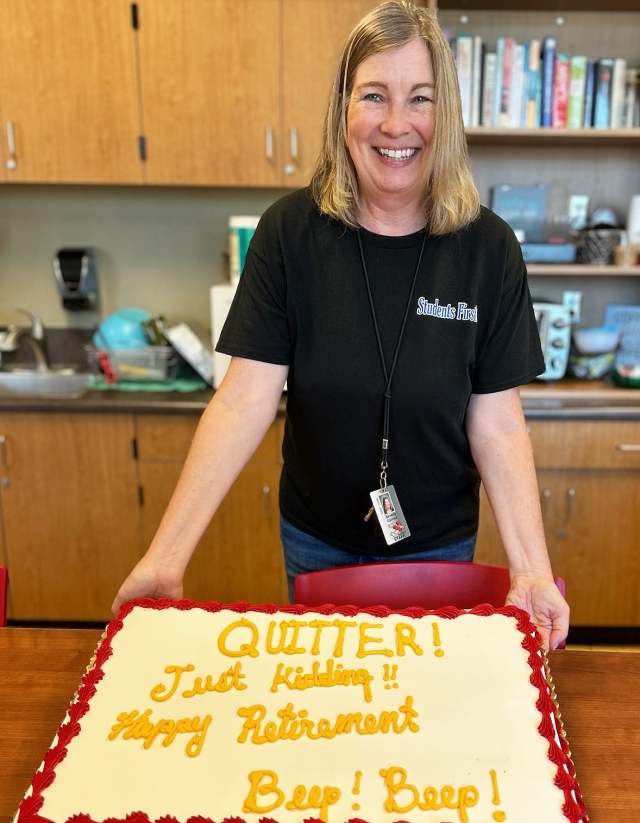 Rio Vista staff and students thanked Principal Beverly Garnica for her outstanding leadership and service to Rio Vista Elementary School. Principal Garnica signed off for the time as she retires from Fillmore Unified School District saying, “Thank you to all the Rio Vista families, my amazing Roadrunners and wonderful staff. This school is such a special place. It has been a beautiful 10 years.” Courtesy https://www.facebook.com/photo.php?fbid=1185594010244910&set=a.479636187507366&type=3.