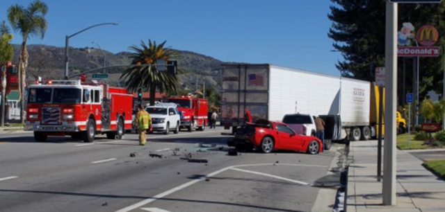 On January 27th, 2022, at 10:49am, Ventura County Sheriff’s, Fillmore City Fire and AMR paramedics were dispatched to a reported multiple vehicle collision that occurred in front of McDonald’s, at B Street and Highway
126. Arriving fire crews reported a semi-truck and two other vehicles were involved. According to fire radio traffic no victims were trapped; two ambulance transports were made, conditions of the patients unknown. Fillmore Police units also requested Moorpark Sheriff ’s Traffic Investigators to respond to the scene. Ventura / C Street and A Street /Ventura were closed for several hours until the scene was cleared. Cause of the crash is under investigation. Photo credit Angel Esquivel-AE News.