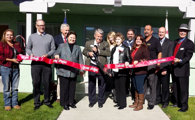 On Wednesday the Fillmore Chamber of Commerce held a ceremony for the grand re opening of the Colina Vista Apartments in Piru. Cindy Jackson, President and Ari Larson, Vice President provided the ribbon cutting along with Martin Hernandez from County of Ventura Supervisor Kathy Long's office and the Piru Council. . Norman Nagel, board chair of the Area Housing Authority welcomed the crowd, Douglas Tapking, Executive Director of the Area Housing Authority introduced those involved with the project along with Johanna Gullick, Southern California Markets Manager for Union Bank. The Apartments were built in 1995 for affordable housing and has thirty 3 bedroom units and five 4 bedroom units. The remodel upgrades were completed with