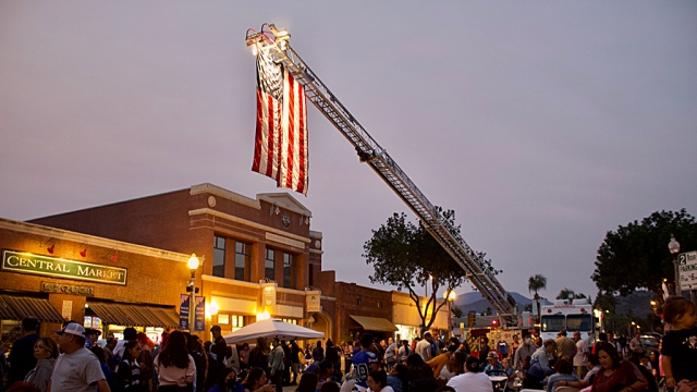 An appreciative crowd gathered on Central Avenue for Blue & White Night. They enjoyed food, live music and much more as they celebrated the Fillmore tradition.