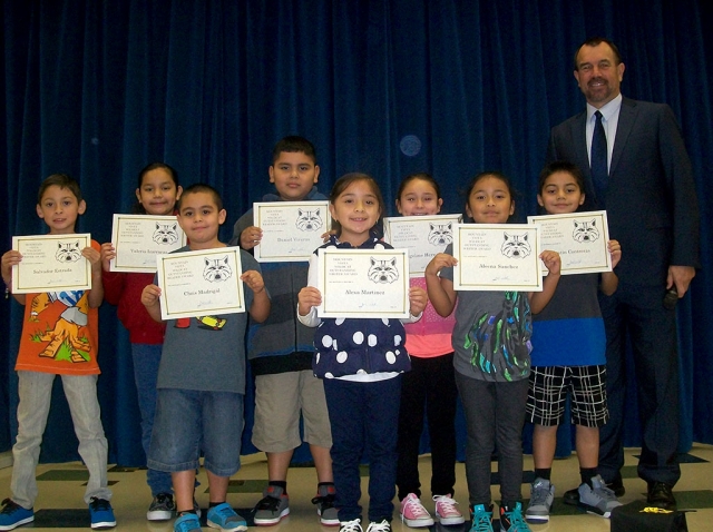 Mountain Vista School honored the “Writers and Readers of the Month” for the month of November at a lunchtime assembly on January 13th. (above) 2nd Grade Writers and Readers of the Month: Salvador Estrada, Valeria Izarraras, Alexa Martinez, Angeline Hernandez, Justin Contreras, Chris Madriga, Aleena Sanchez, Daniel Viveros