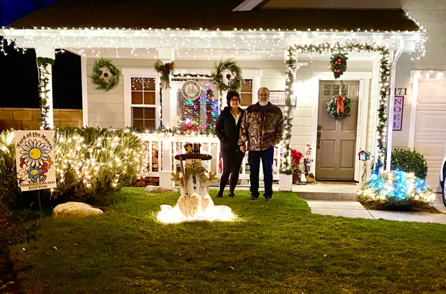 The Fillmore Civic Pride Volunteers have named Sheila & Bob Mumme’s home at 1171 Shady Lane as the Christmas “Yard of the Month”! Bob does all the classy, well-balanced displays and Sheila picks and arranges the signs and porch displays. So be sure to cruise by and check out the display. Photo credit Linda Nunes.