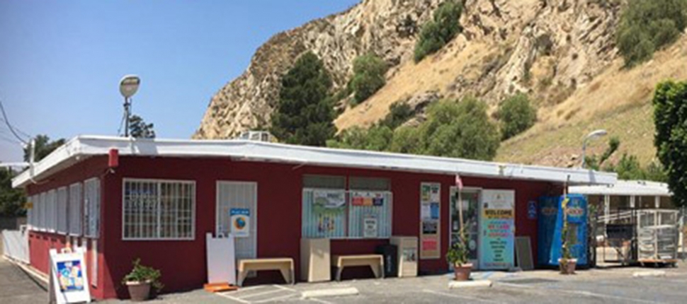 Wildlife traffickers known as the “E-Bike Crew” were operating out of Lizette’s Market in Piru. Seven people have been charged with 21 counts of filing a false or forged document, conspiracy, receiving stolen property, unlawful possession of untagged bear, and animal abuse or cruelty.