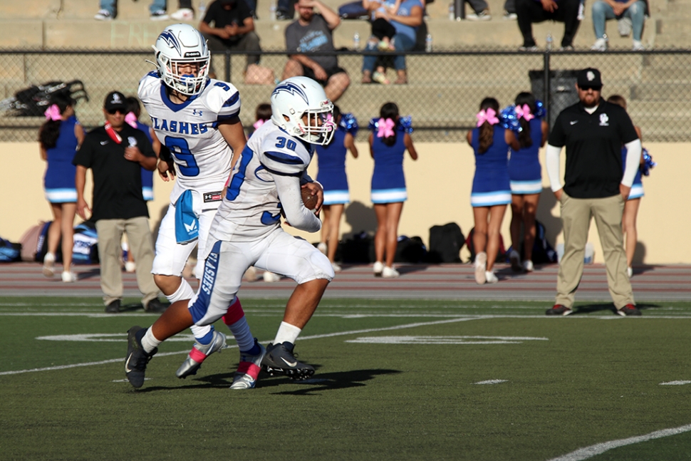 Flashes JV lost to Santa Paula, 32–0.