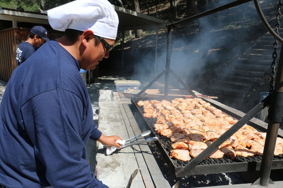 (above) You could smell the barbecue for miles. The Fillmore Fire Foundation had its first annual golf tournament this past Saturday, June 7th. The full field of golfers enjoyed beautiful weather, fantastic food and a fun filled day of golf. The Fillmore Fire Foundation was established to support the educational and equipment need of the Fillmore Fire department. We would like to thank those who participated in this event. We would also like to thank the sponsors, without them this event could not have taken place. We would also like to thank Elkins Golf course, especially Colby and the staff for their hospitality.